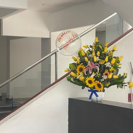 Departamento De Estreno Centro De Mirafores リマ エクステリア 写真